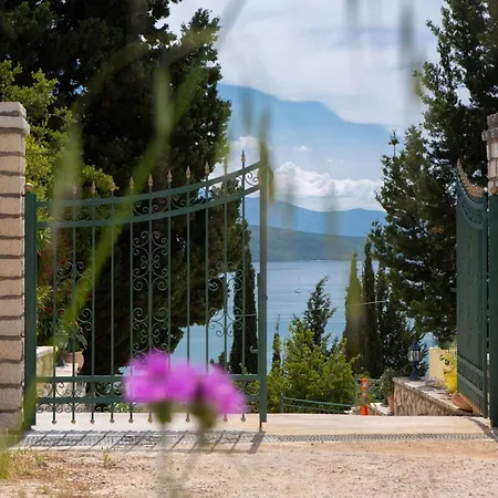 Buena Vista - Amazing Sea View Villa